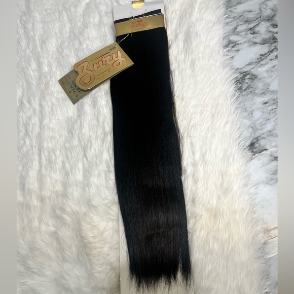 ZURY - Ultra Silky 16 Inch Black Hair Extensions #1B in Straight hair - Picture 1 of 4